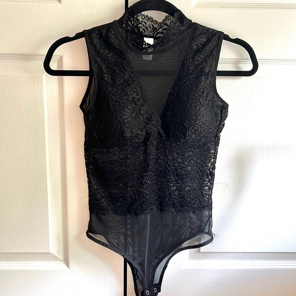 S/M Aura Black Lace Bodysuit